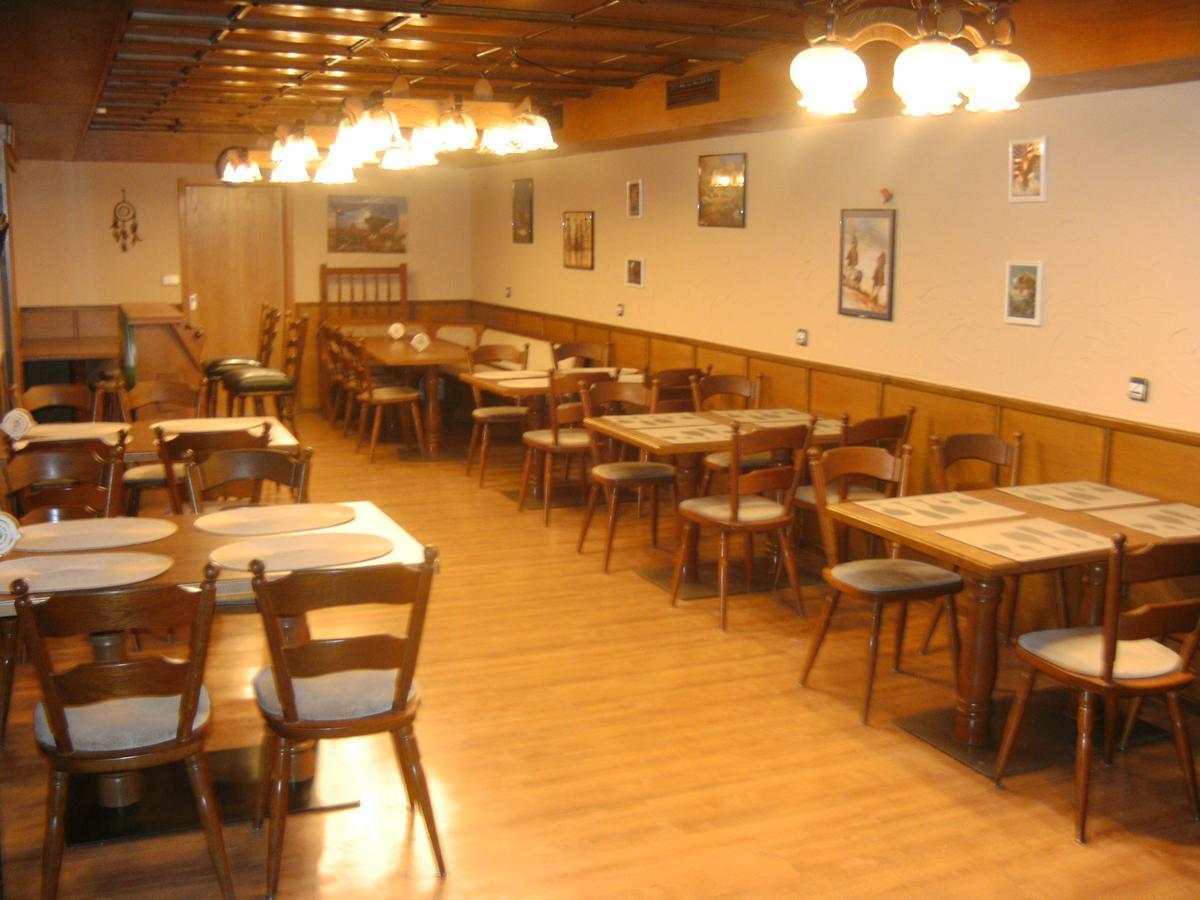 Monteurhotel Garni Alter Olper Hof Lindlar Εξωτερικό φωτογραφία