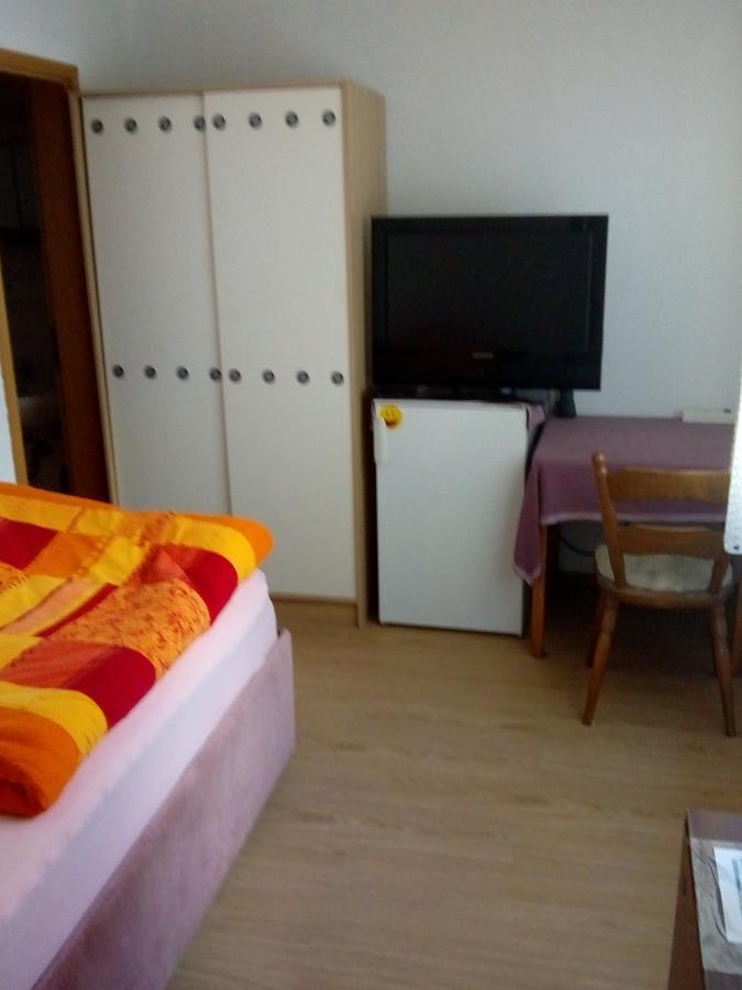 Monteurhotel Garni Alter Olper Hof Lindlar Εξωτερικό φωτογραφία