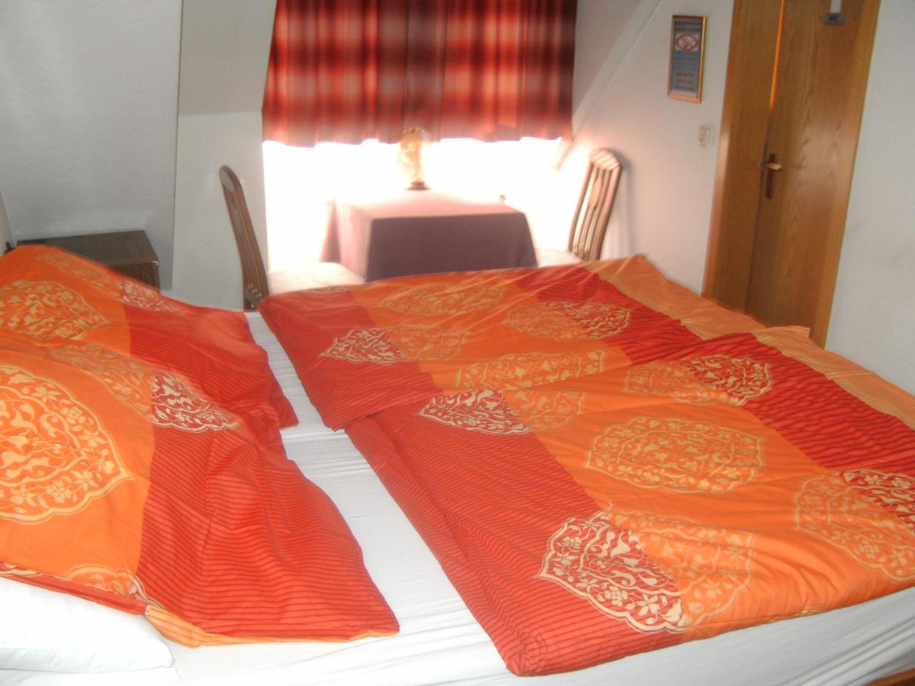 Monteurhotel Garni Alter Olper Hof Lindlar Εξωτερικό φωτογραφία