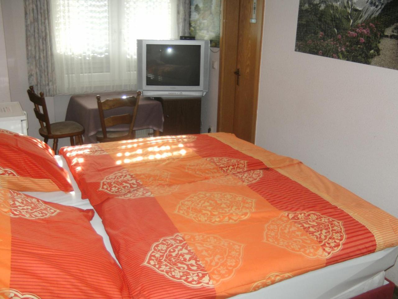 Monteurhotel Garni Alter Olper Hof Lindlar Εξωτερικό φωτογραφία
